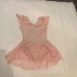 Capezio ballet leotard size m